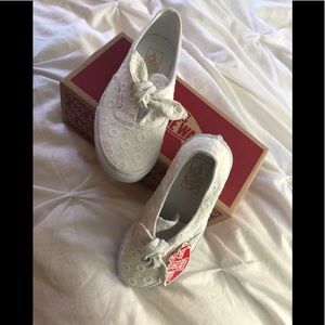 NWT Vans ladies size 7